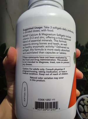 NOW Foods Calcium & Magnesium Softgels with Vitamin D3 & Zinc - Bone & Muscle Support